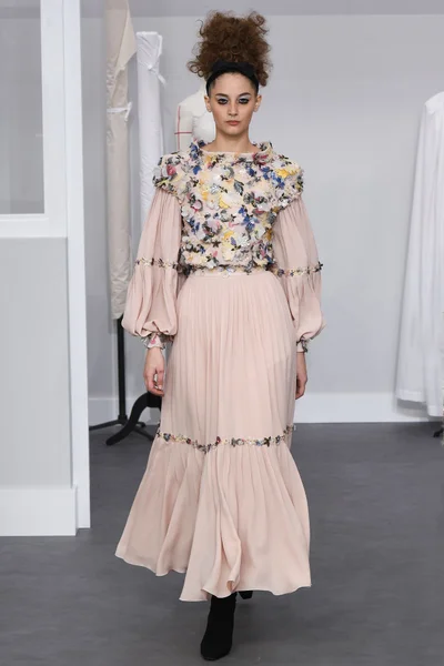 Look 53